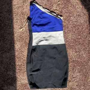 Guess by Marciano body con dress size m